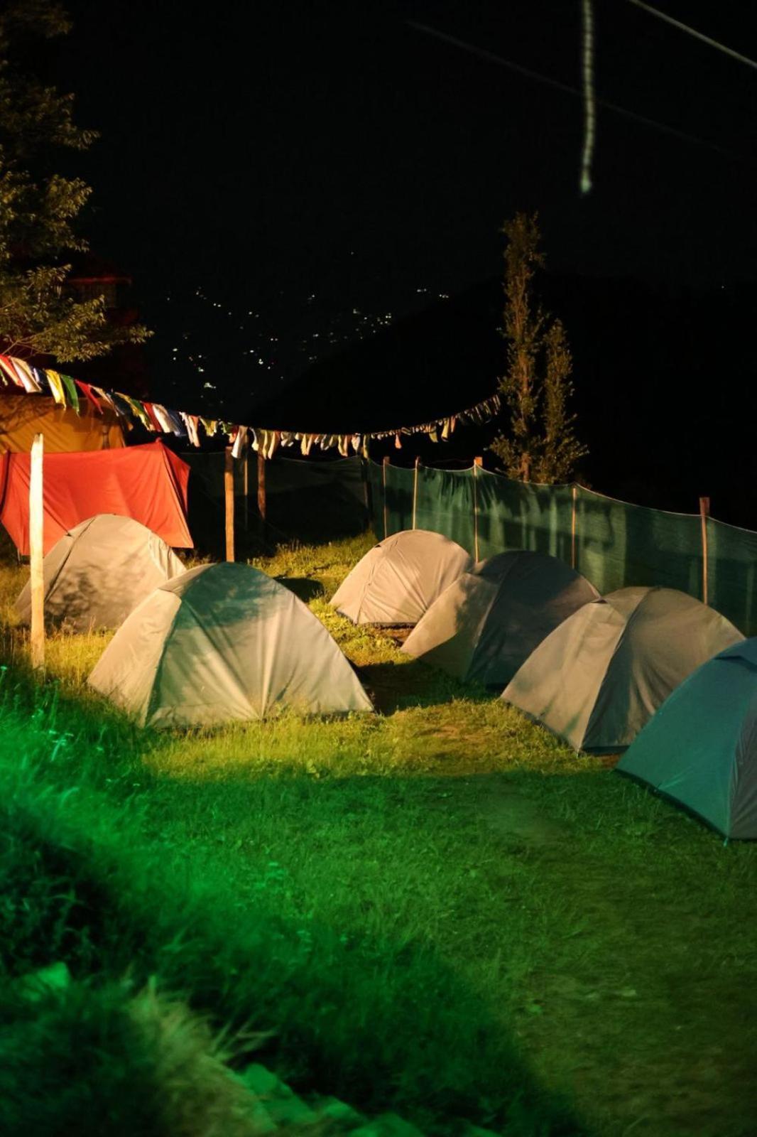 Campsite Shiva Cafe And *